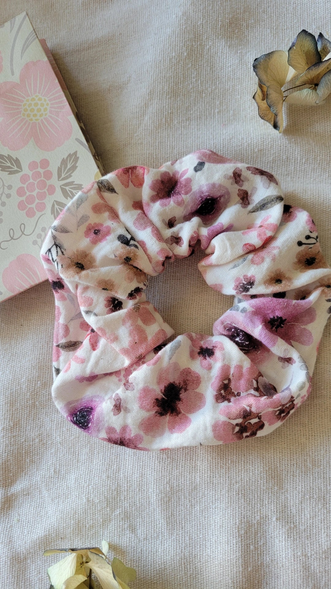 Chouchou en coton cousu main – Accessoire cheveux pratique et durable