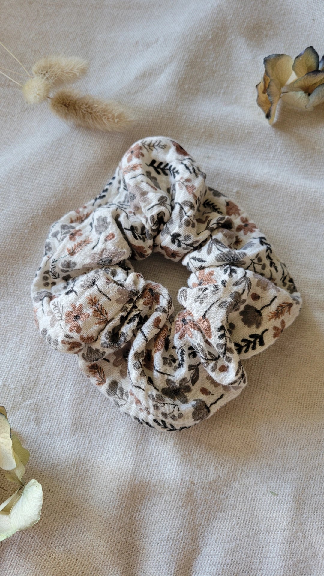 Chouchou en coton cousu main – Accessoire cheveux pratique et durable
