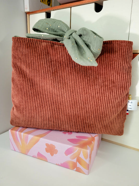 Pochette à livres Broché - fermeture ruban
