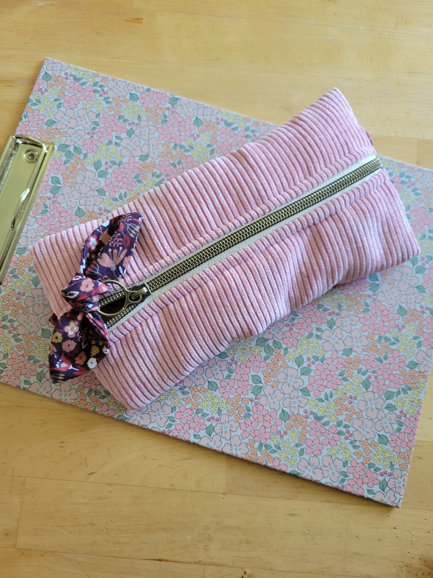 Trousse élastiquée pour carnet ou planner – L'accessoire indispensable pour les amoureux de l'organisation